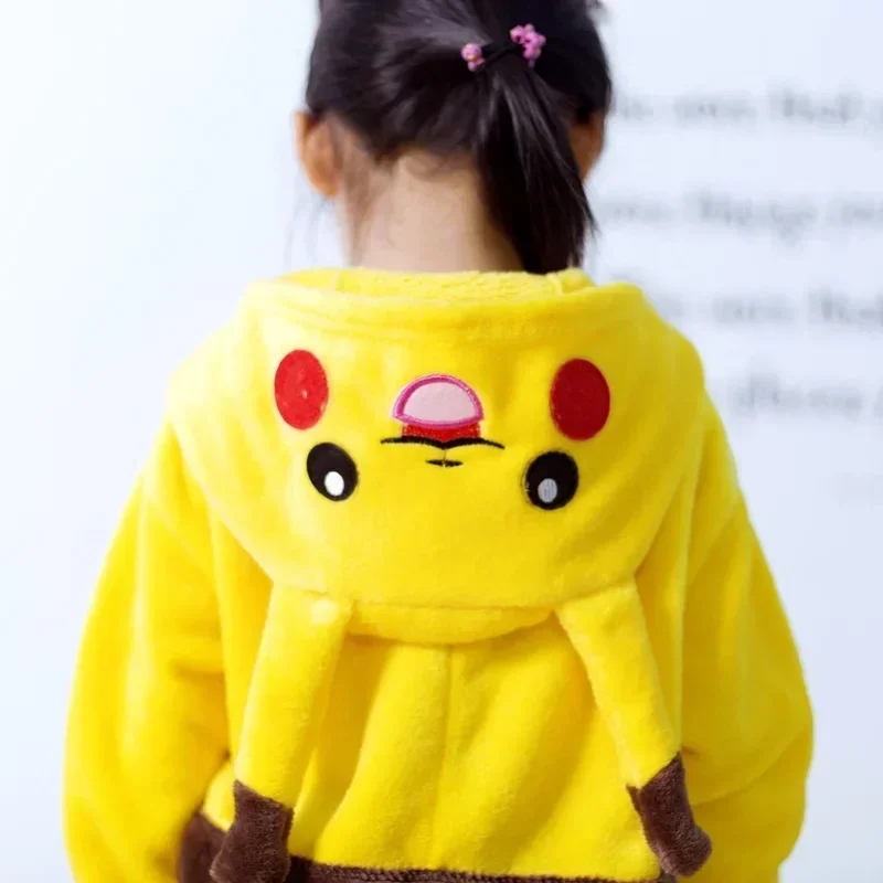 Pokemon Pikachu WARM Flannel H - Anime Cosplay Pokemon บทวิจารณ์และราคา